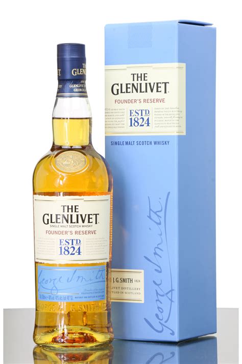 glenlivet founder's reserve whisky.